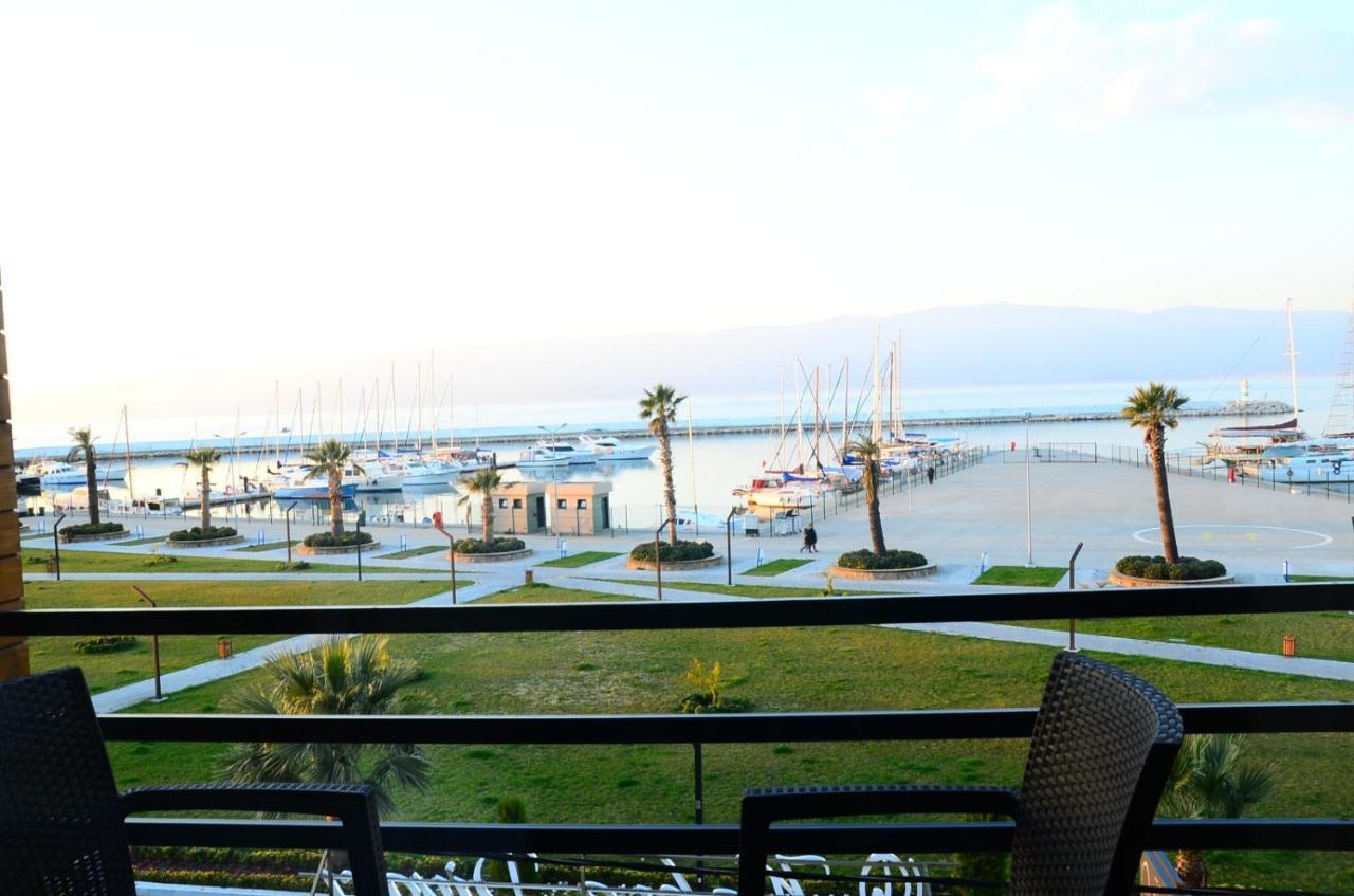 Burhaniye Marina Boutique Hotel Экстерьер фото